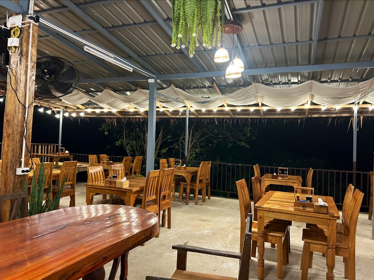 Bamboo Bay Halal Restaurant